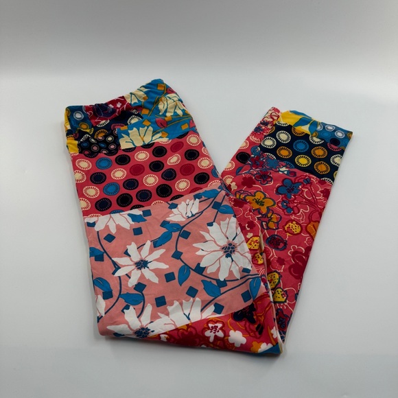 LuLaRoe Pants - LuLaRoe TC2 Tall & Curvy Leggings